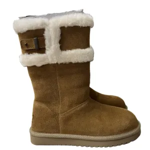 Boots Snow By Koolaburra By Ugg In Tan, Size: 7