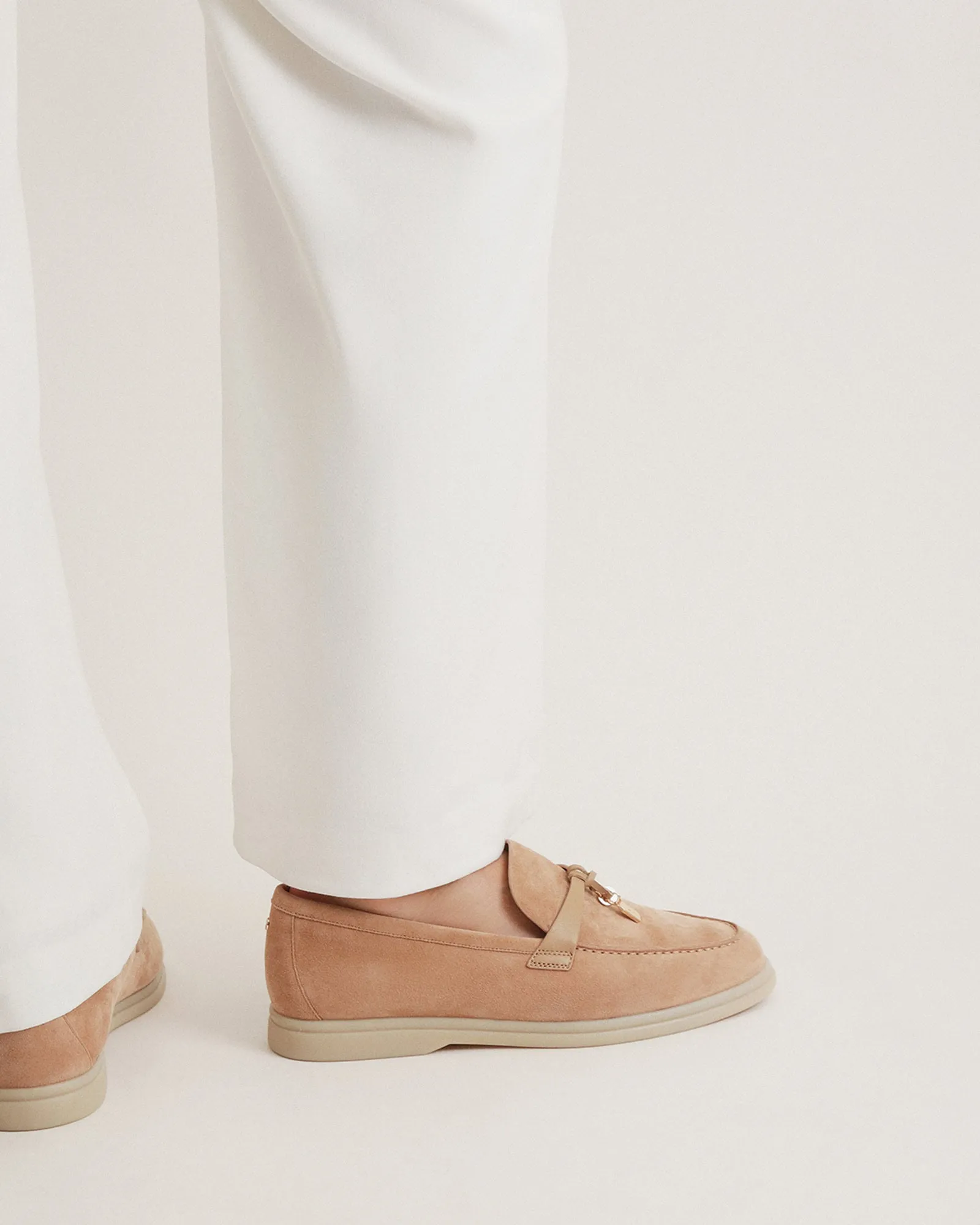 CIRCA LOAFERS CAMEL SUEDE