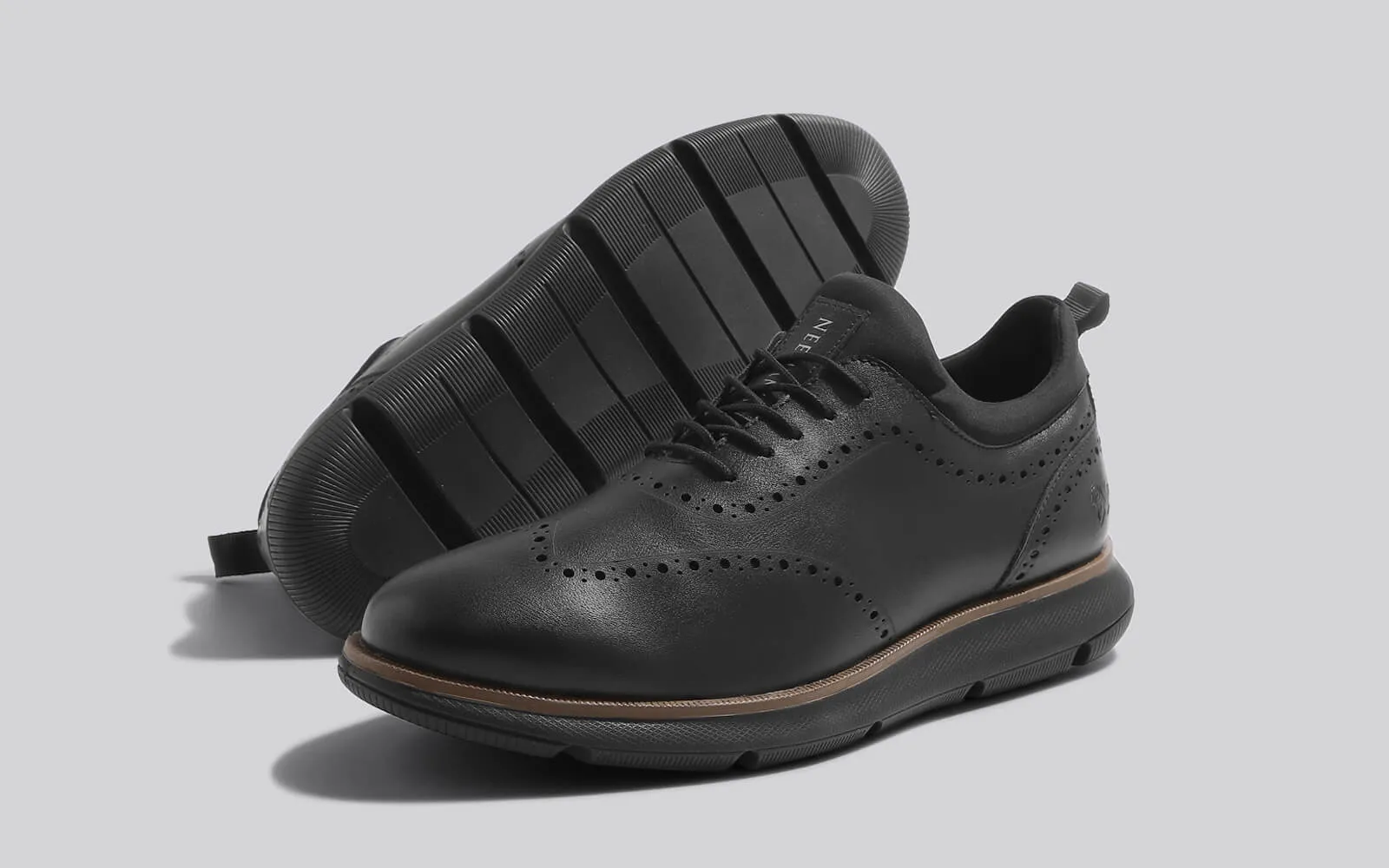 Crossover Brogues : Black