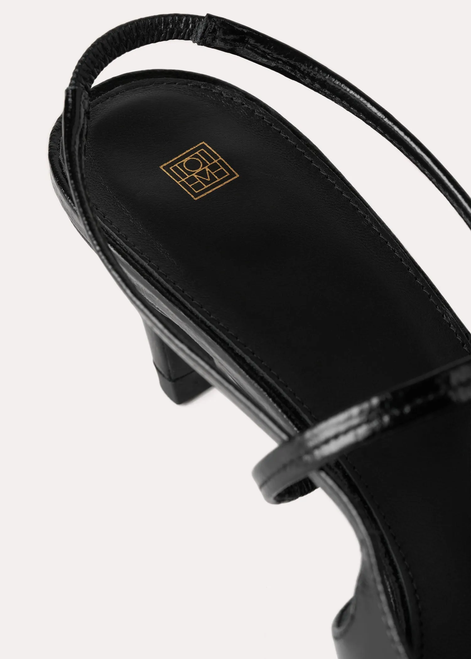 The Sharp Slingback black