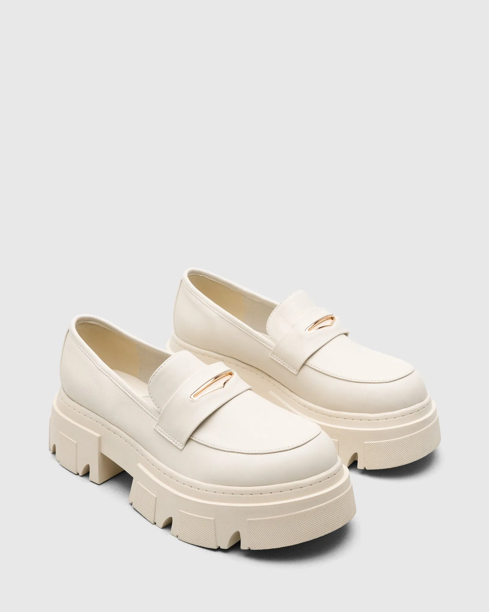 Tyga Loafers Bone