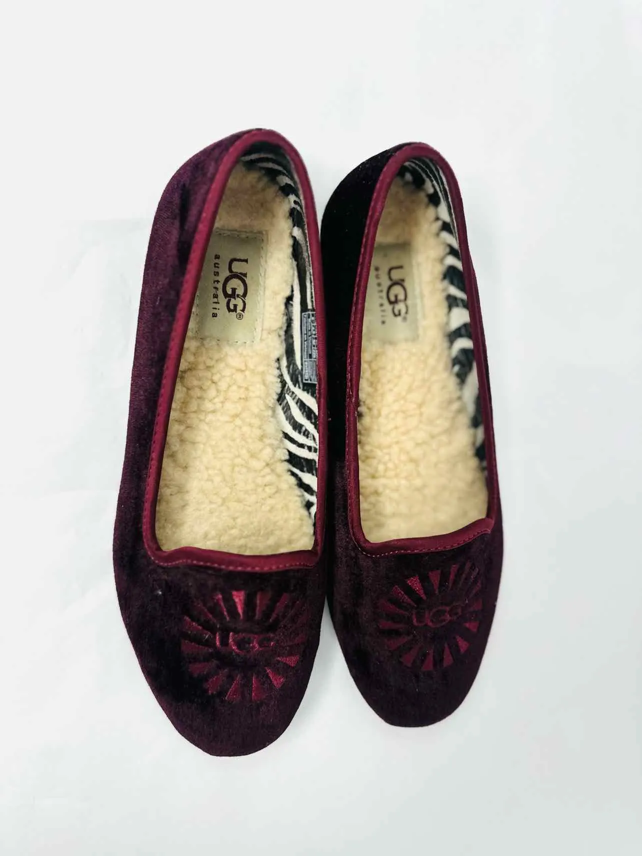 UGG Size 5 Maroon Embroidered Velvet Shoes Flats